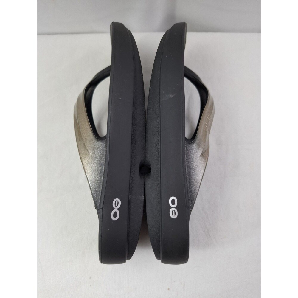 OOFOS OOlala Luxe Thong Flip Flops Recovery Sandals Latte Black Women's 8 - Picture 8 of 10